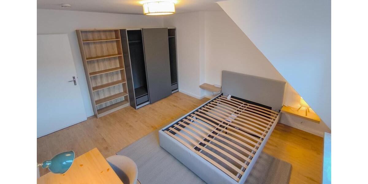 Dachgeschoßwohnung Bremen Neustadt - 2 Zimmer, 50 m&sup2;, 960&euro; | Angebot:24394377