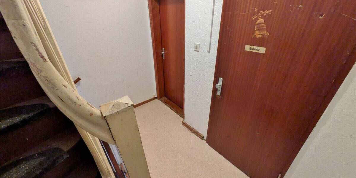 Mehrfamilienhaus, Wohnhaus Bremen Lindenhof - 6 Zimmer, 130 m&sup2;, 249.000&euro; | Angebot:26917380
