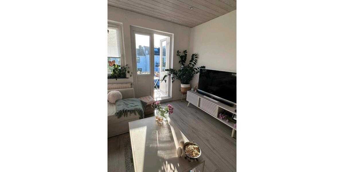 Dachgeschoßwohnung Bremen Östliche Vorstadt - 2 Zimmer, 48 m&sup2;, 830&euro; | Angebot:25044602