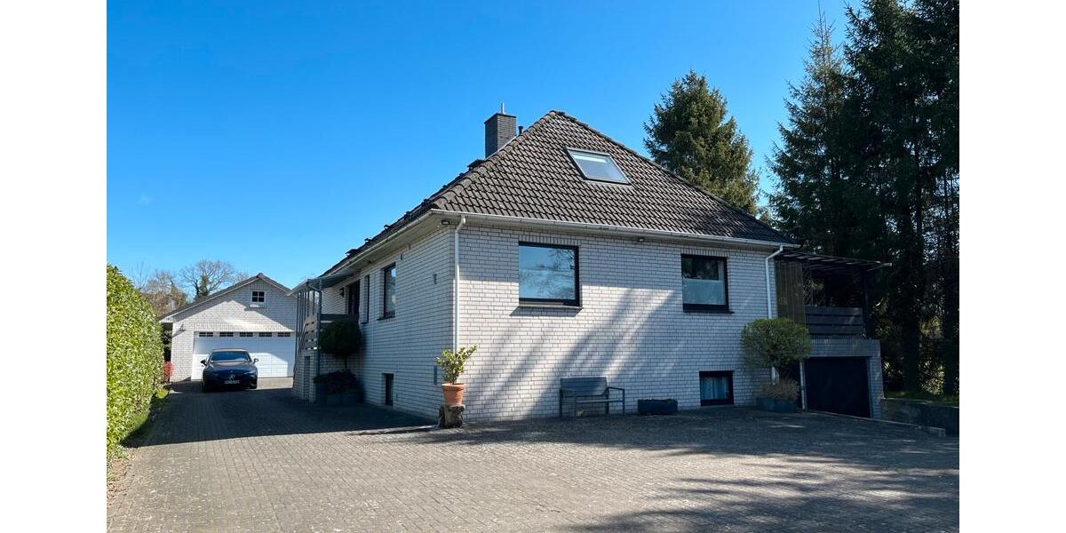 Einfamilienhaus Hambergen - 8 Zimmer, 230 m&sup2;, 359.000&euro; | Angebot:26236838