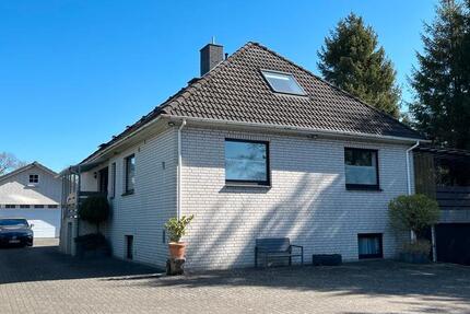 Haus Hambergen - 8 Zimmer, 230 m&sup2;, 359.000&euro; | Angebot:26236838