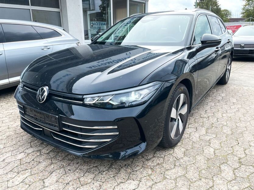 VW Passat Variant 18.800 km 37.900 € Bremen 28259