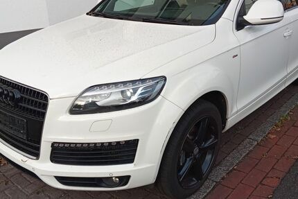 Audi Q7 250.000 km 8.500 &euro; Bremen 28199