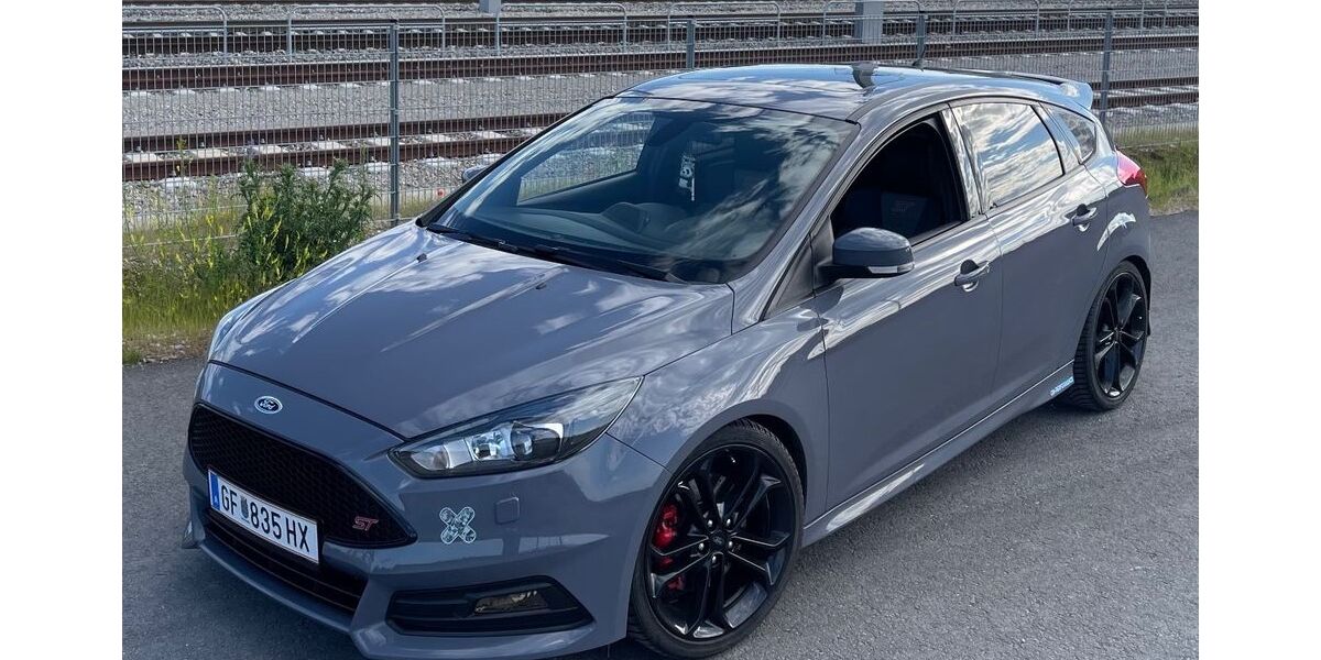 Ford Focus 145.000 km 19.000 &euro; Achim 28832