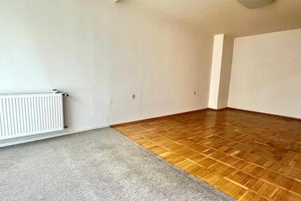 Geräumiges und helles WG-Zimmer (27m²) 1 zimmer