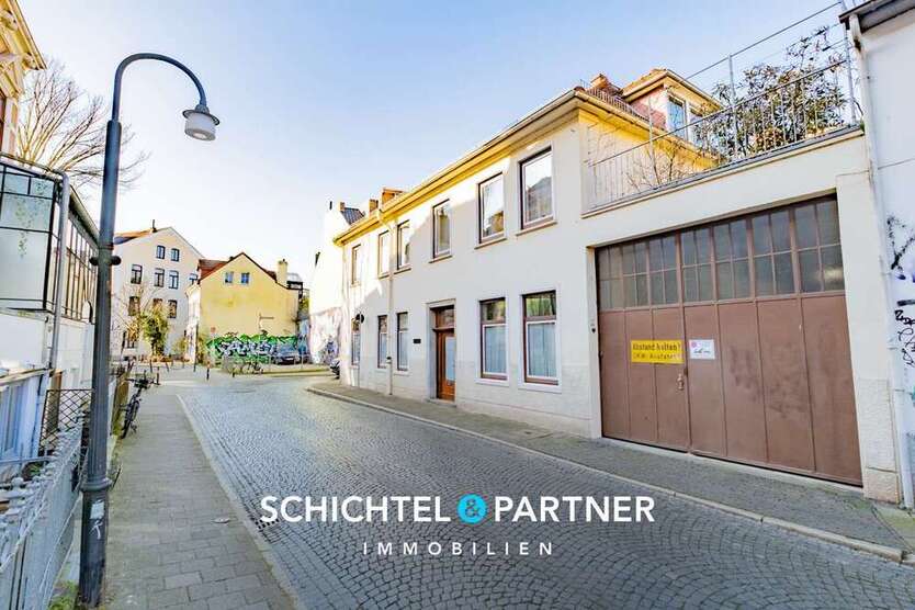 Haus zum Kaufen in Bremen 890.000 € 266 m²