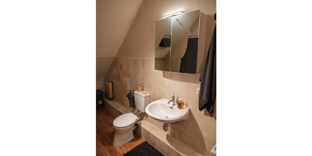 Dachgeschoßwohnung Schwanewede - 4 Zimmer, 135 m&sup2;, 151.000&euro; | Angebot:25124161