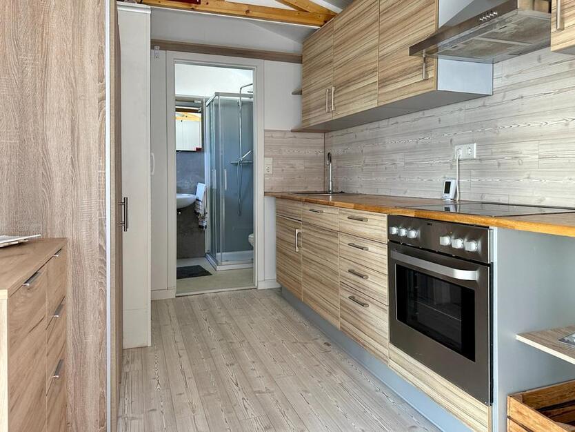 Tiny House aus 2022 mit Einbauküche und Duschbad
