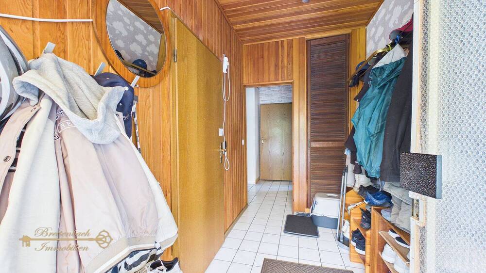 Mehrfamilienhaus, Wohnhaus Achim Uesen - 7 Zimmer, 220 m&sup2;, 430.000&euro; | Angebot:26875038