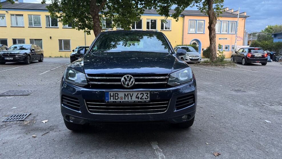 VW Touareg 229.825 km 15.200 € Bremen 28277