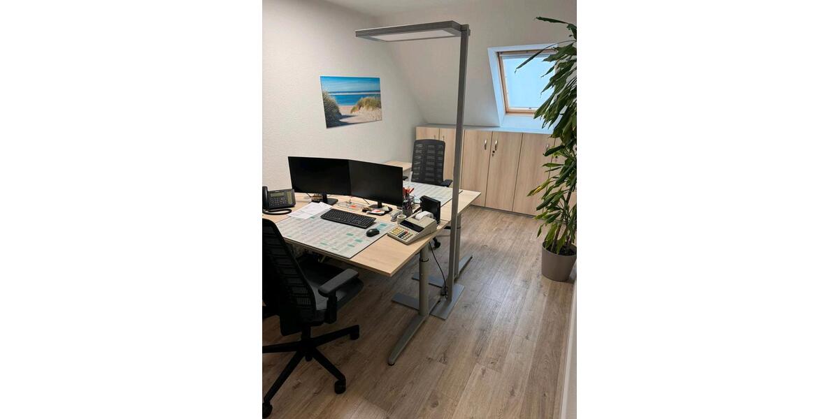 Heller Büroraum zur Untermiete in zentraler Lage von Ritterhude zimmer