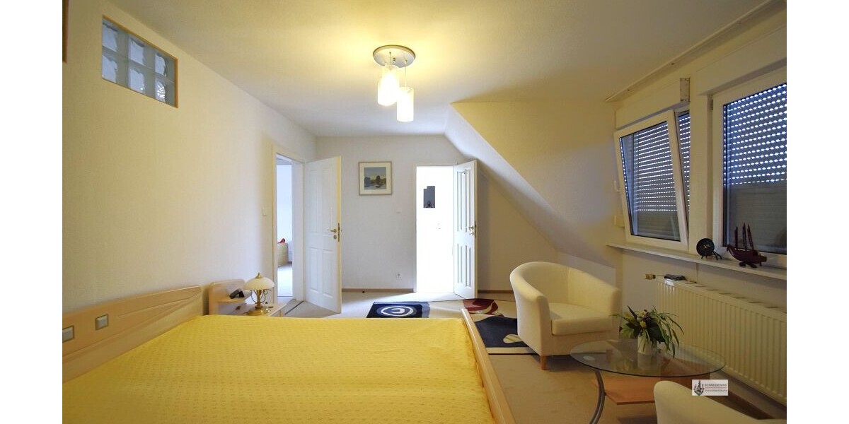 Großes modernisiertes EFH + EBK + Wintergarten + 3 Bäder mit 2 Stellplätzen vor dem Haus - Doppelhaushälfte Syke / Siedlung Gessel Gessel | Angebot:24213112