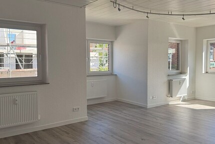 Große 2 - Zi. - Whg. im Zentrum von Syke EBK + Gäste WC + Garage (60EUR) für max. 2 Personen