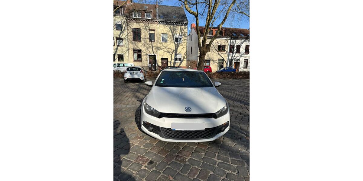 VW Scirocco 131.414 km 5.500 &euro; Bremen 28215