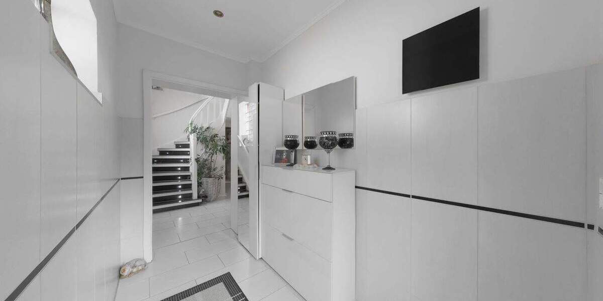 Mehrfamilienhaus, Wohnhaus Bremen Hemelingen - 9 Zimmer, 258 m&sup2;, 669.000&euro; | Angebot:25821424