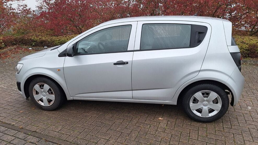Chevrolet Aveo 90.000 km 3.350 € Syke 28857