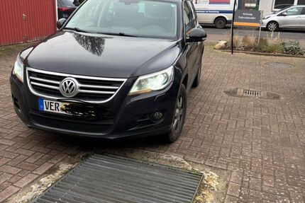 VW Tiguan 206.000 km 5.499 &euro; Blender 27337