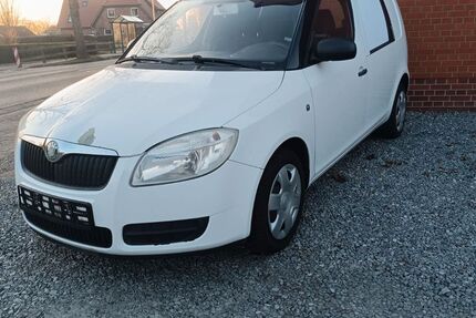Skoda Roomster 143.266 km 2.800 &euro; Blender 27337