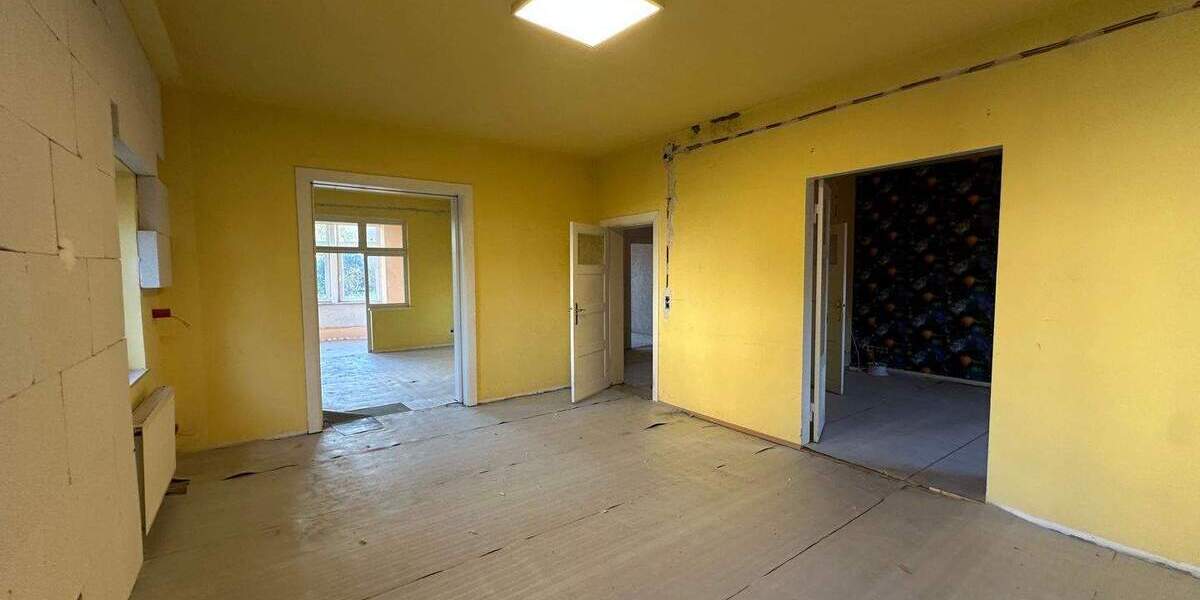 Etagenwohnung Bremen Sebaldsbrück - 4 Zimmer, 136 m&sup2;, 249.000&euro; | Angebot:25741220