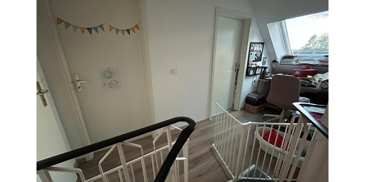 Etagenwohnung Bremen Burglesum - 4 Zimmer, 130 m&sup2;, 320.000&euro; | Angebot:26577380