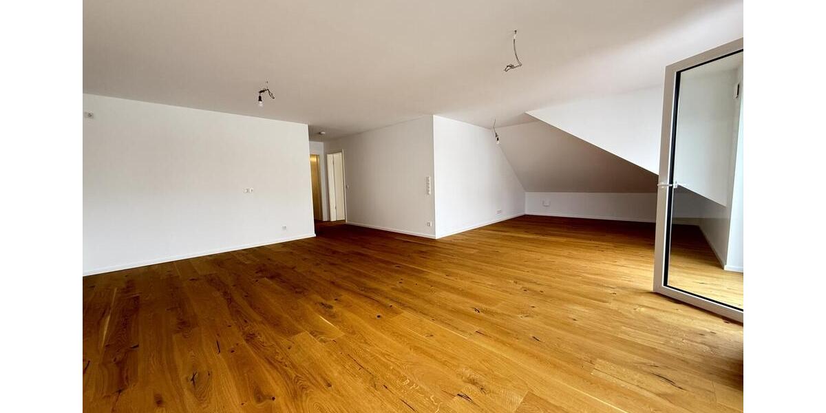 Dachgeschoßwohnung Bremen Schwachhausen - 2 Zimmer, 92 m&sup2;, 1.750&euro; | Angebot:26676601