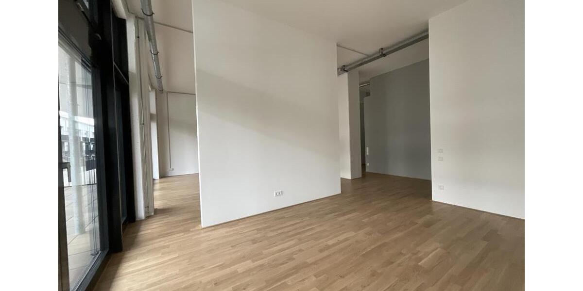 Erdgeschoßwohnung Bremen Häfen - 2 Zimmer, 108 m&sup2;, 1.289&euro; | Angebot:19746128