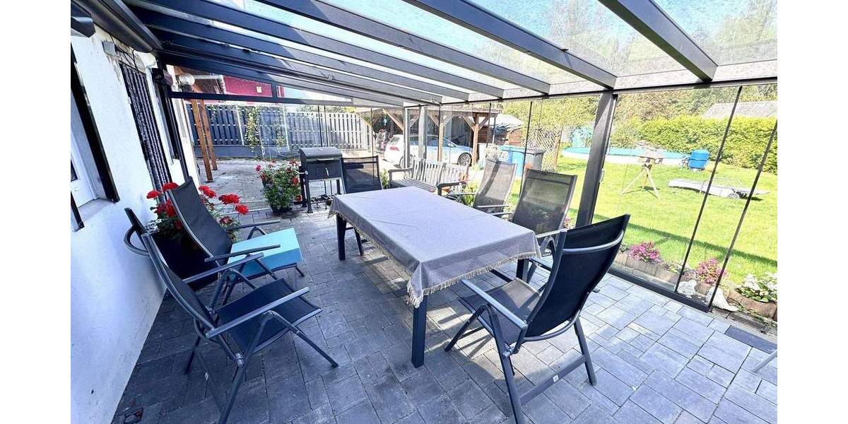 Mehrfamilienhaus, Wohnhaus Ritterhude - 7 Zimmer, 218 m&sup2;, 310.000&euro; | Angebot:25685803