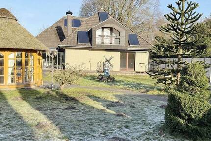 Haus Stuhr Brinkum - 5 Zimmer, 250 m&sup2;, 649.000&euro; | Angebot:26189530