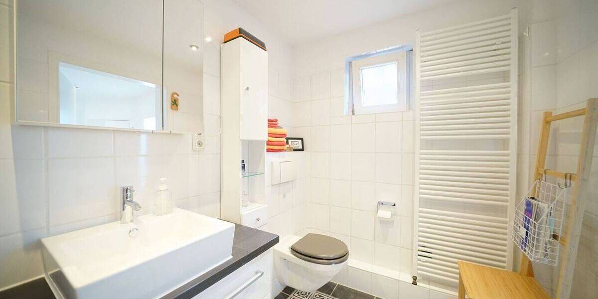 Mehrfamilienhaus, Wohnhaus Bremen Kattenturm - 7 Zimmer, 92 m&sup2;, 267.000&euro; | Angebot:26117446