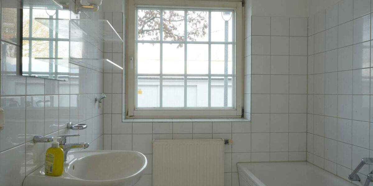 Etagenwohnung Bremen Oberneuland - 2 Zimmer, 65 m&sup2;, 700&euro; | Angebot:25702200