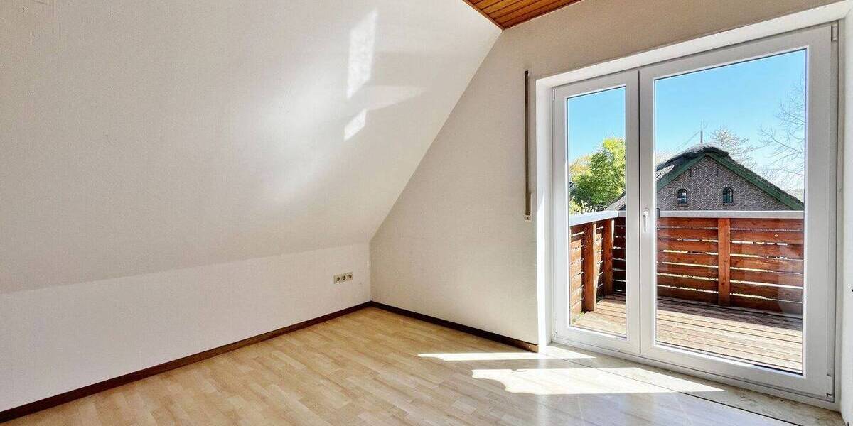 Mehrfamilienhaus, Wohnhaus Bremen Strom - 9 Zimmer, 268 m&sup2;, 429.000&euro; | Angebot:26862441