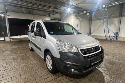 Peugeot Partner 152.589 km 5.999 &euro; Bremen 28757