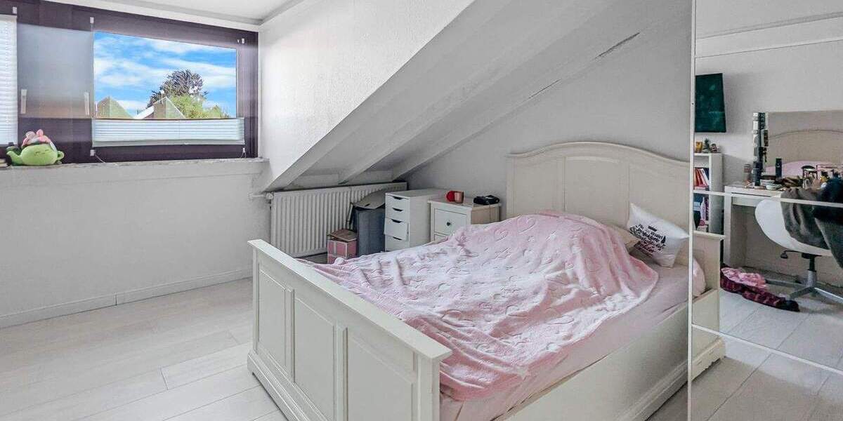 Doppelhaushälfte Bremen Oberneuland - 4 Zimmer, 154 m&sup2;, 469.000&euro; | Angebot:24656008