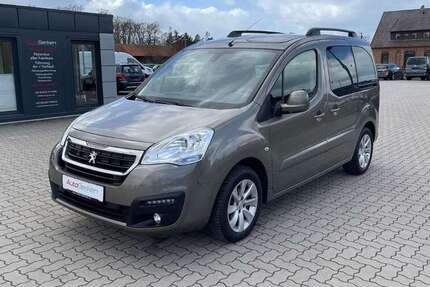 Peugeot Partner 143.481 km 8.000 &euro; Martfeld 27327
