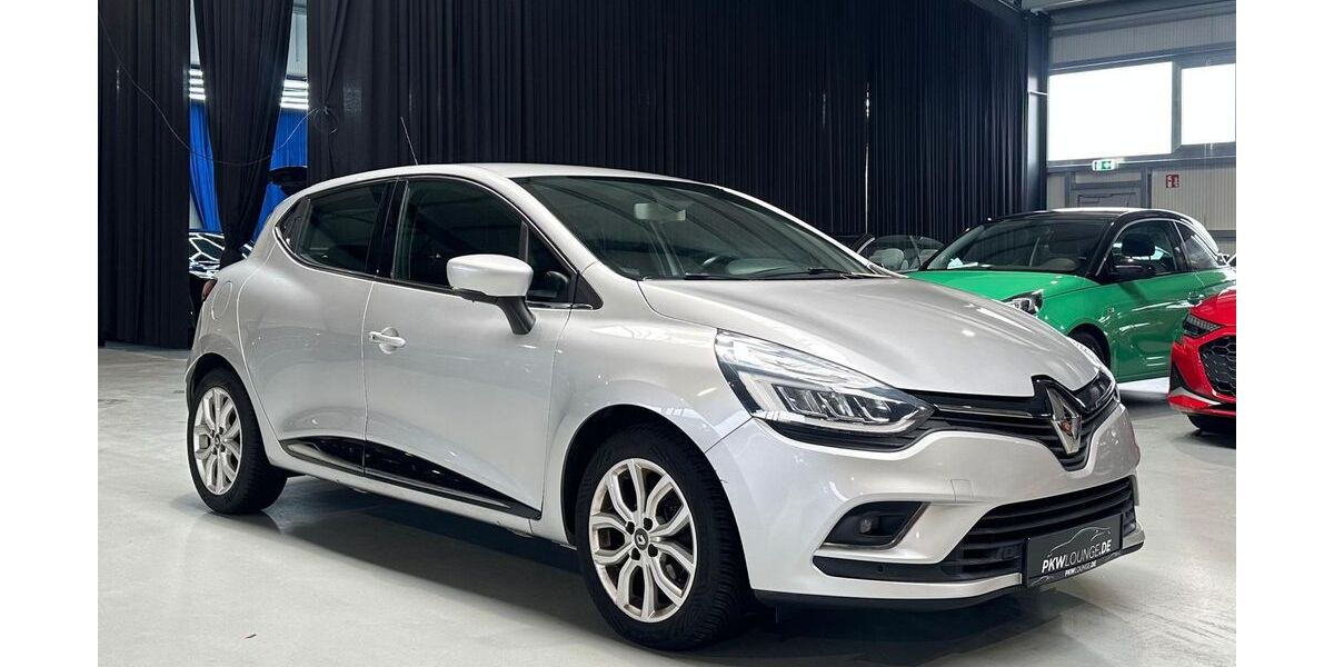 Renault Clio 113.000 km 9.390 &euro; Grasberg 28879