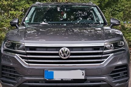 VW Touareg 127.350 km 33.200 € Bremen 28277