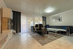 Achim: 5-Zimmer-Reihenhaus mit Garten, EBK & ausgebautem Dachgeschoss + Garage - Reihenmittelhaus Achim | Angebot:26748366