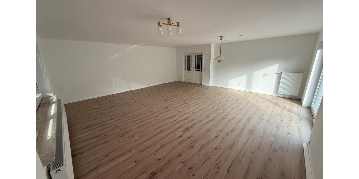 Bungalow Hambergen - 3 Zimmer, 125 m&sup2;, 1.300&euro; | Angebot:25452573