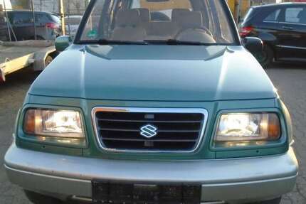 Suzuki Vitara 150.000 km 2.899 &euro; Bremen 28199