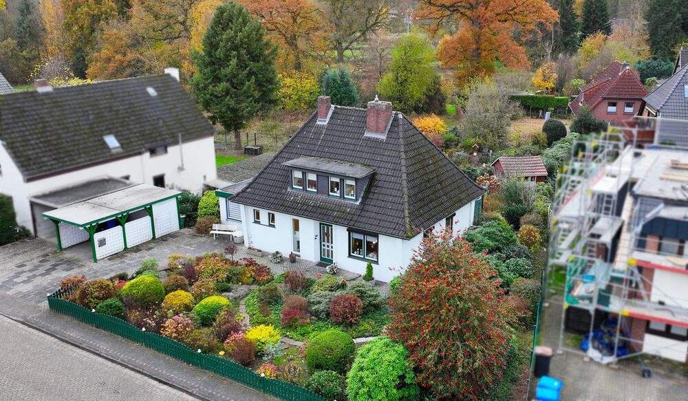 Einfamilienhaus Ritterhude - 7 Zimmer, 185 m&sup2;, 380.000&euro; | Angebot:25769344
