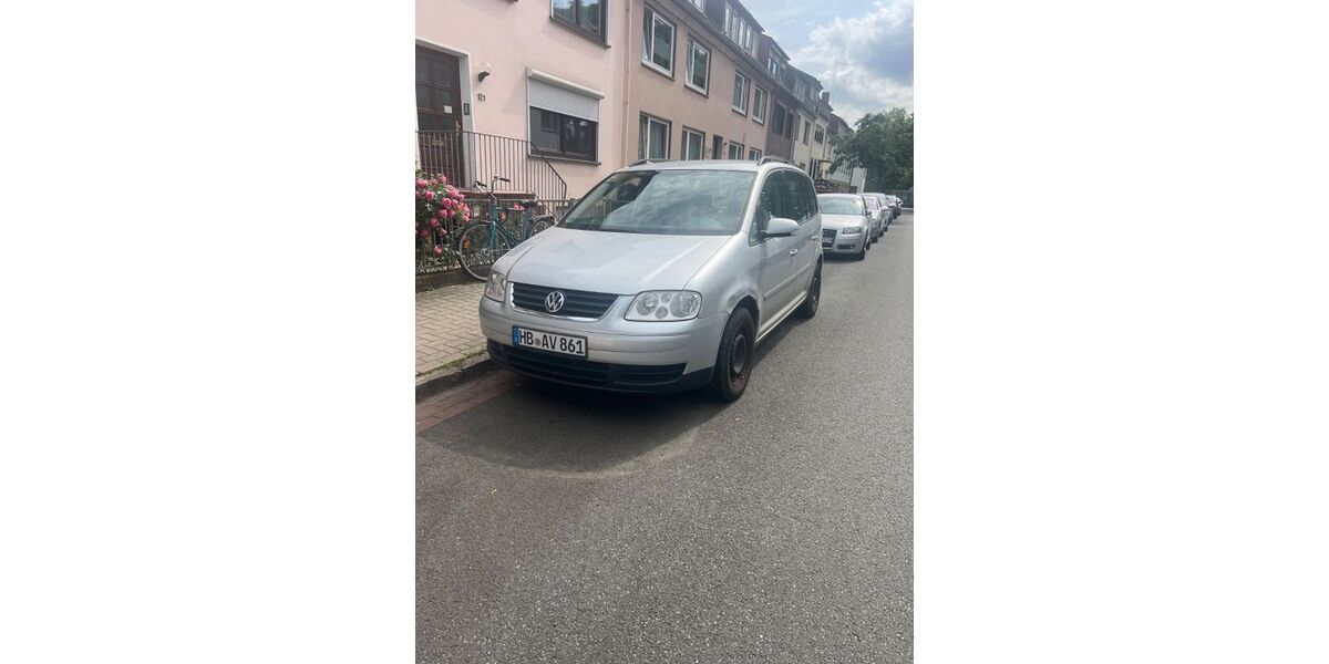 VW Touran 186.706 km 2.200 &euro; Bremen 28199