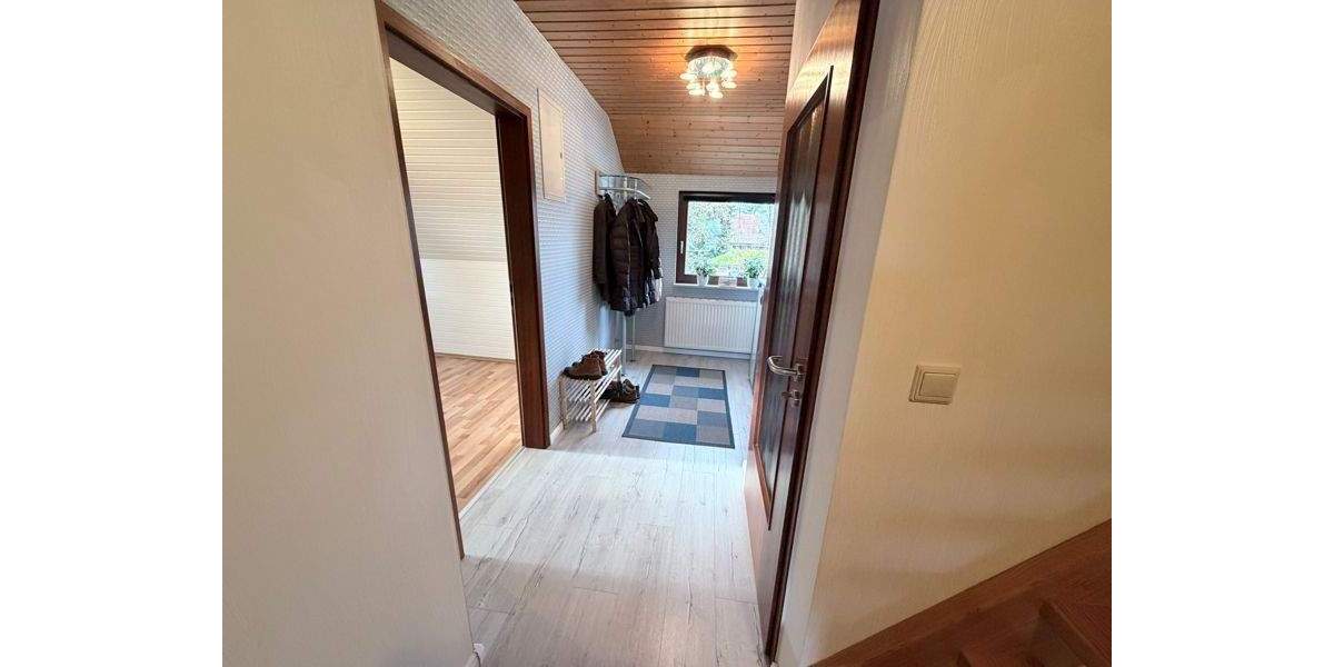 Mehrfamilienhaus, Wohnhaus Schwanewede / Neuenkirchen Neuenkirchen - 8 Zimmer, 239 m&sup2;, 299.000&euro; | Angebot:26160538