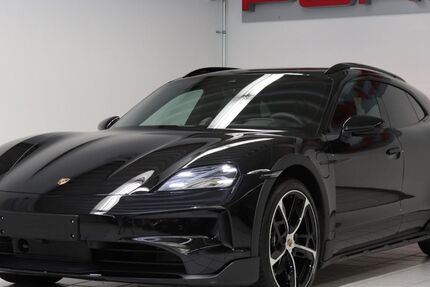 Porsche Taycan 8.900 km 107.890 € Bremen 28207