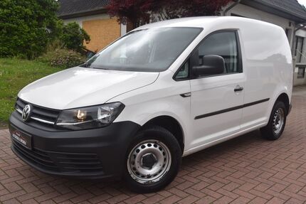 VW Caddy 181.959 km 7.899 &euro; Bremen 28719
