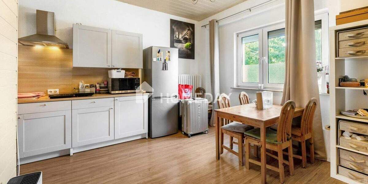 Bezugsfrei ab 01.07.26 - Zweifamilienhaus mit Gartenanteil & Terrasse 7 zimmer