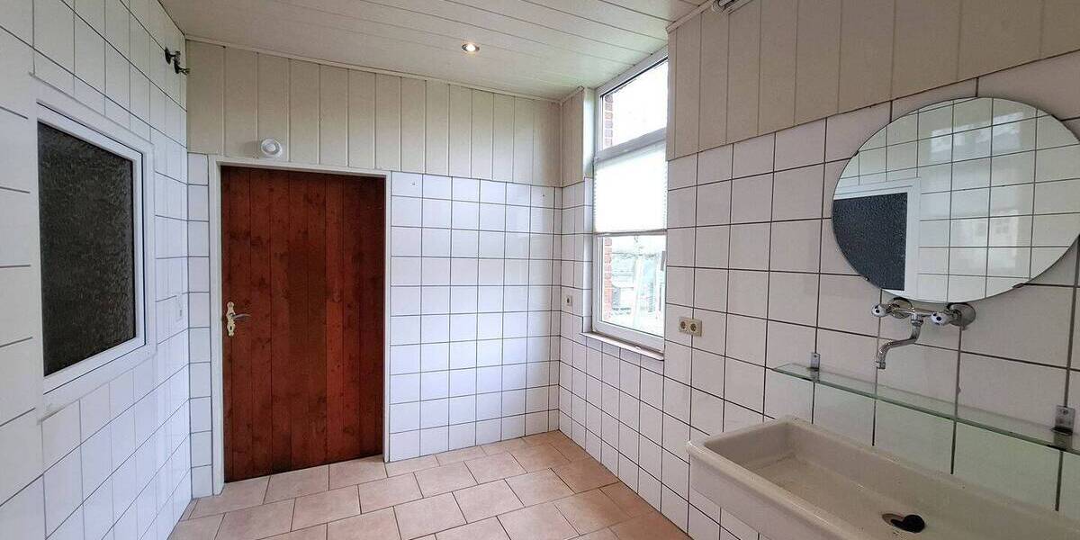 Einfamilienhaus Berne Ollen - 1 Zimmer, 220 m&sup2;, 279.000&euro; | Angebot:26388780