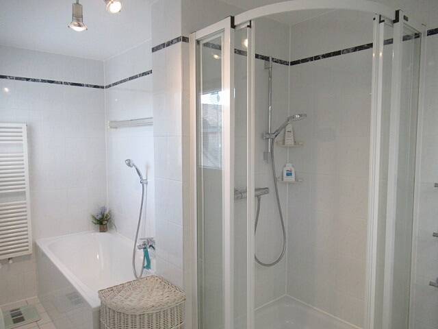 Doppelhaushälfte Bremen Kattenturm - 3 Zimmer, 120 m&sup2;, 359.000&euro; | Angebot:25705876