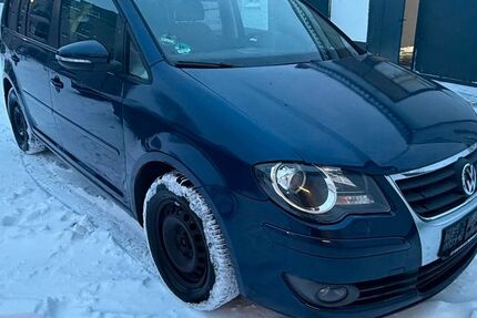 VW Touran 182.000 km 1.950 &euro; Bremen 28309
