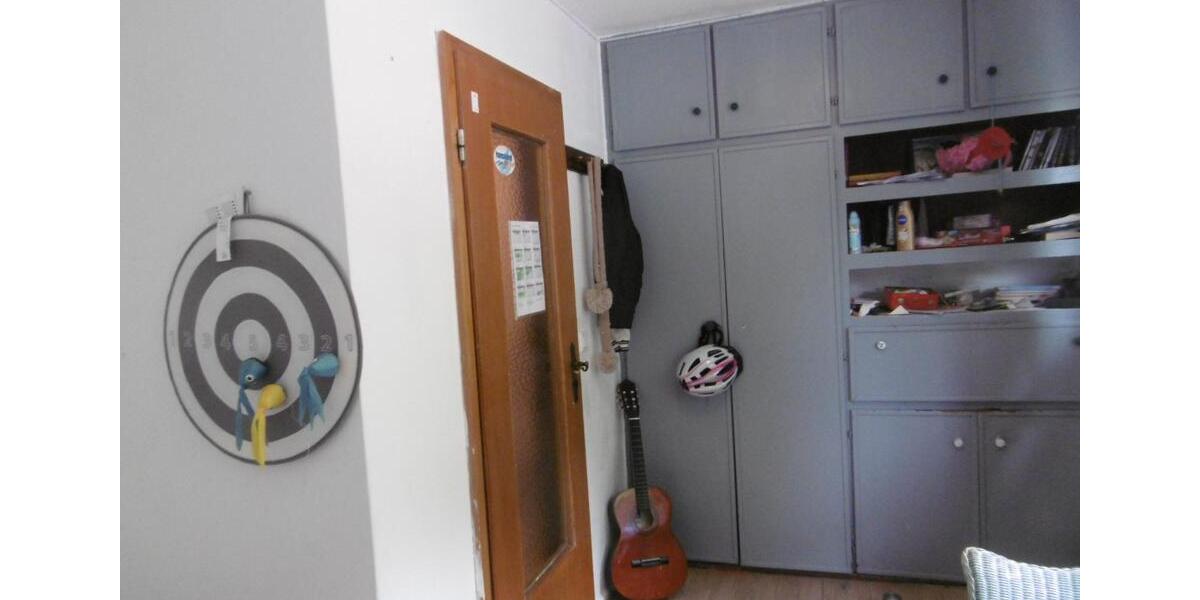 Bremen Huchting. Reihenmittelhaus 4 zimmer