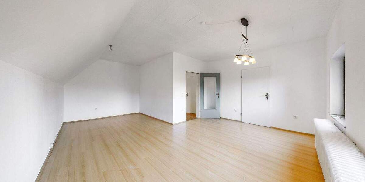 Mehrfamilienhaus, Wohnhaus Ganderkesee - 9 Zimmer, 210 m&sup2;, 399.000&euro; | Angebot:25693011